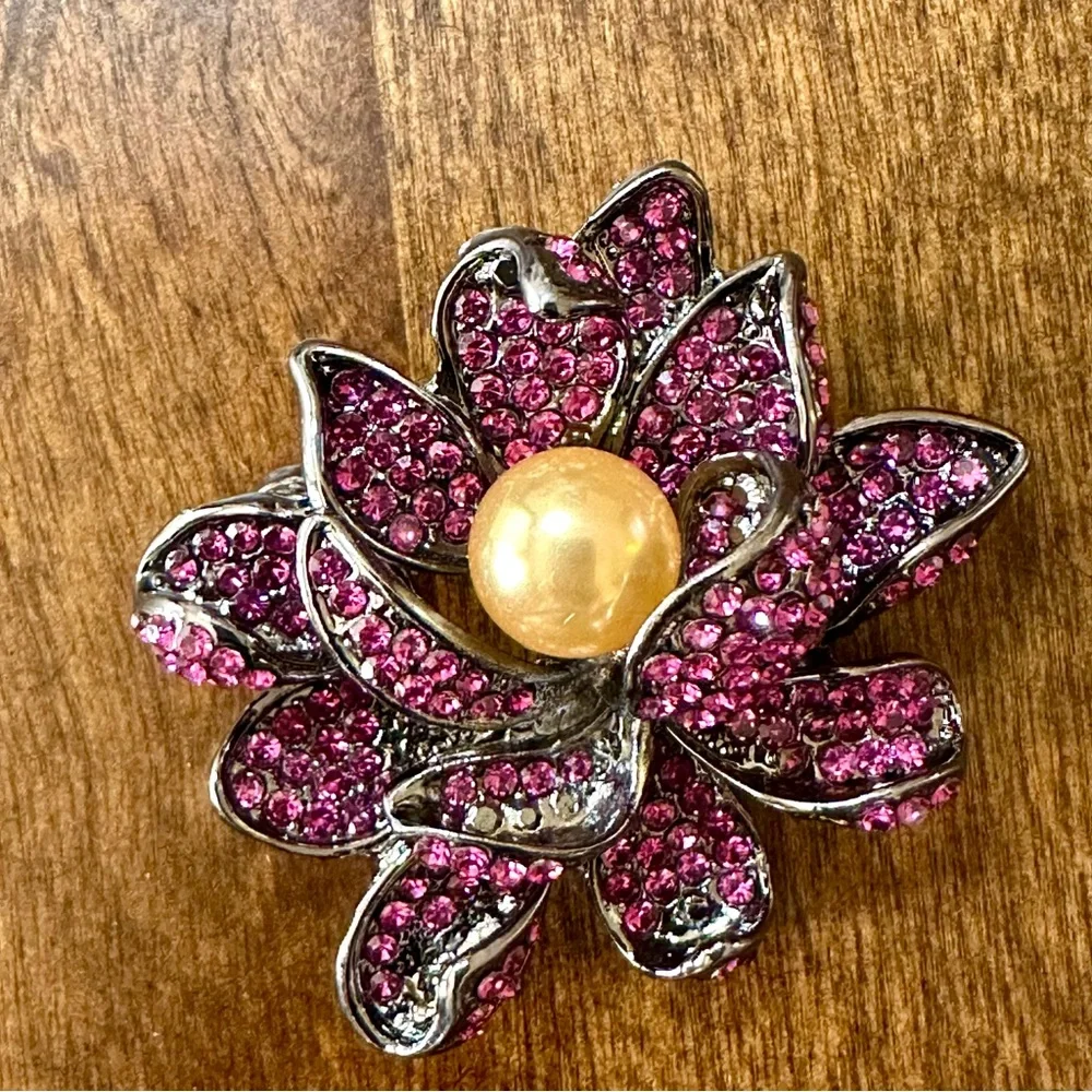 NWOT - Pink and Gold Lotus Blossom Brooch - Picture 8 of 11